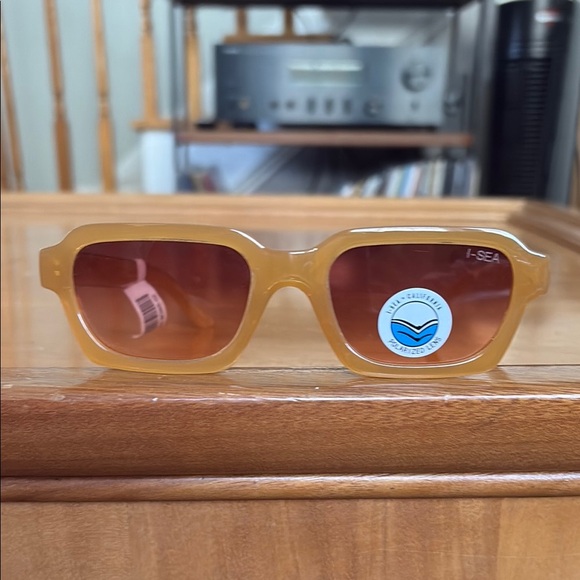 Sea Women's Sunglasses - Gold - Picture 1 of 2